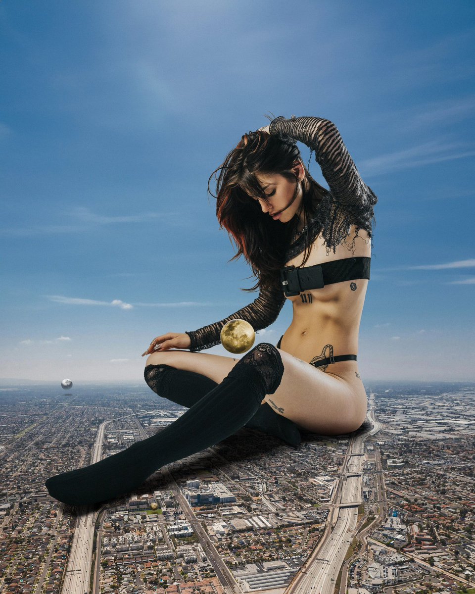 galactic.goddesses on X: Freeway Friday. @aubrea123  t.co517hgX3gmT t.co3oD4jVB8xL  X