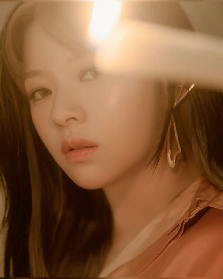 TWICEANALYTICS's tweet photo. 🚨 #JEONGYEON is reportedly the 3rd @JYPETWICE member to debut as a soloist, according to #TWICEinVegas ONCEs! https://t.co/6SvJB5tA7M