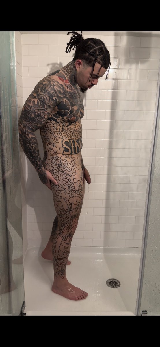 papiichicoo's tweet photo. You think you could make papi nut ? 💦 https://t.co/l5qwkQM37I