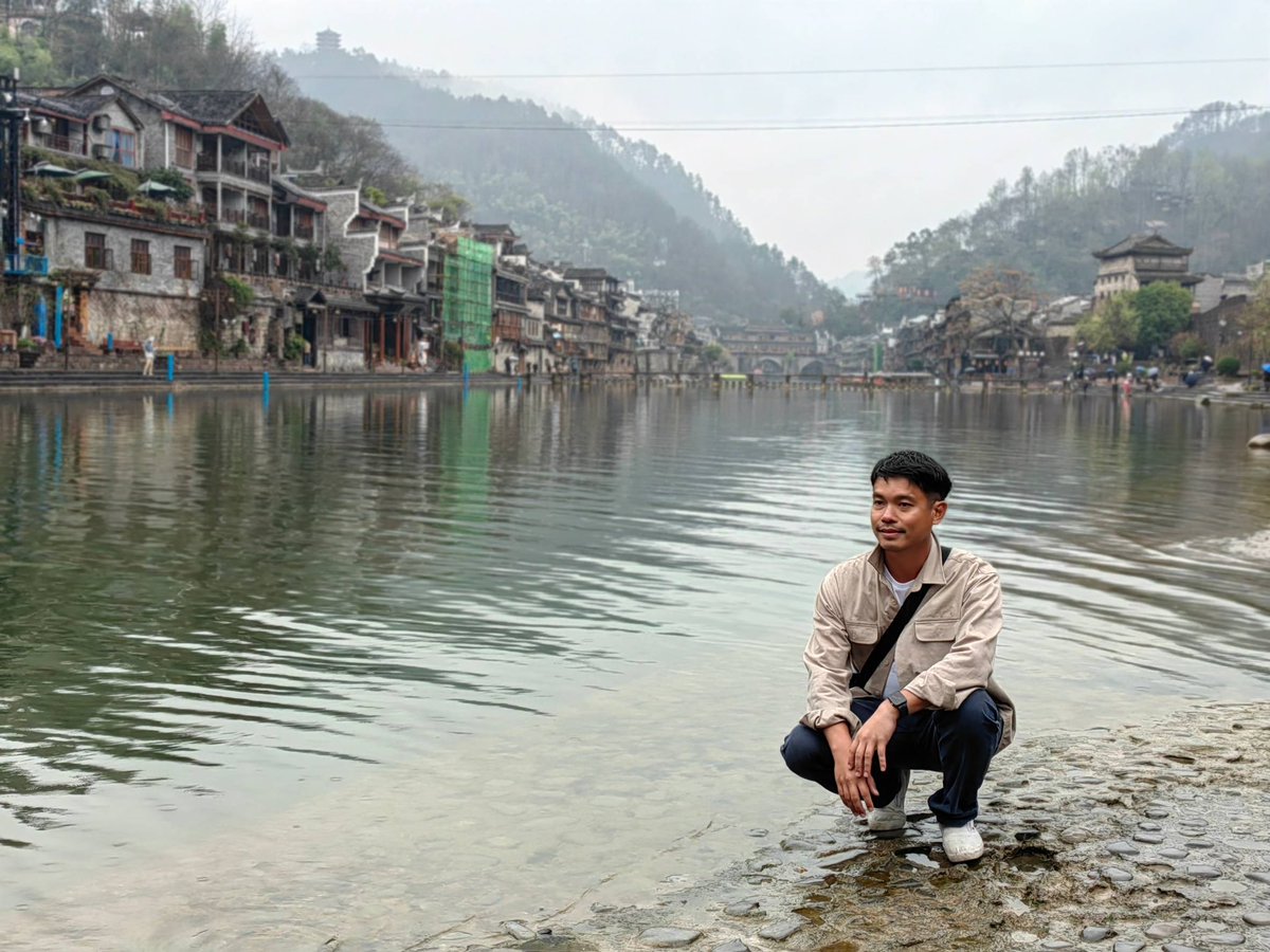 36Oxygen's tweet photo. Fenghuang, Hunan, China 🇨🇳 https://t.co/OjBnFgk0Qc