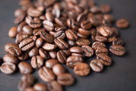 partado900's tweet photo. Indulge in the rare and exquisite taste of Geisha coffee beans! 🌺✨ Renowned for their unparalleled flavor profile, Geisha beans are prized for their floral aroma, delicate sweetness, and vibrant acidity. Elevate your coffee experience with Geisha beans. #SpecialtyCoffee https://t.co/BDDaalQ3rj