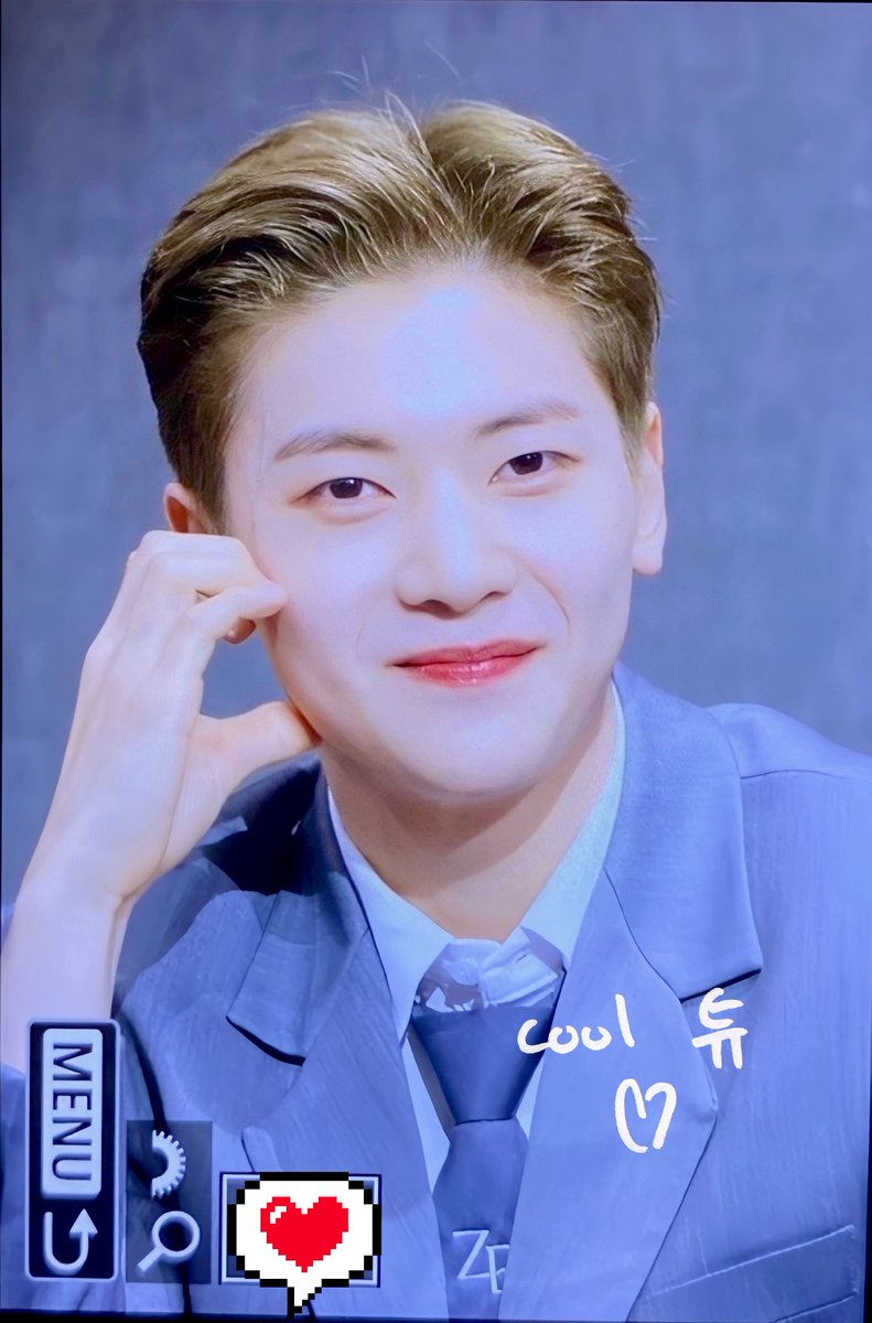 나 분명
<< 이런 초깜찍 머리로 시작했는데
정신차려보니,