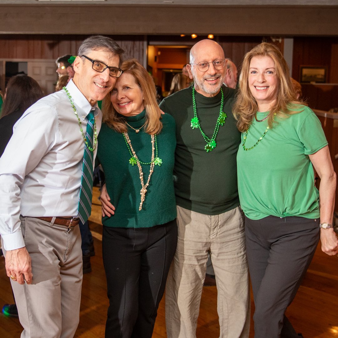 ☘️☘️☘️☘️ Another great 🇮🇪 Saint Patrick's Day 🇮🇪 party at the Clubhouse with Tom Donovan on the bagpipes and performing with his band, The Grid. ☘️☘️☘️☘️