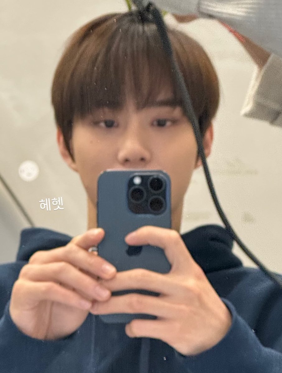 모찌 지나갈게요 ~
너무 커여워🥹