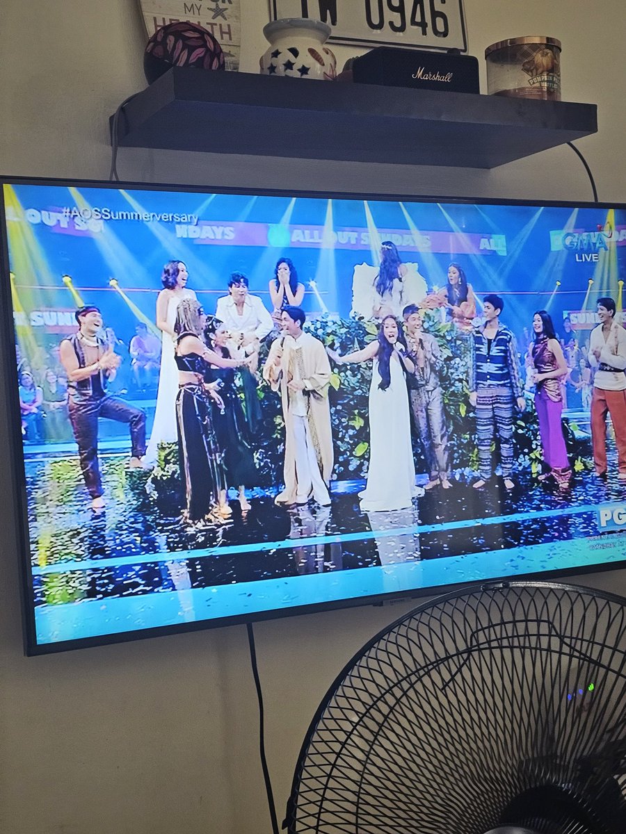 HopelesslyAddi3's tweet photo. Ano to Team Wind? Parang production lang ng high school yung pinaggagawa nyo.Mas maganda pa nga yung presentation ng mga bata sa inyo with limited funds for prod. #AOSSummerversary https://t.co/Qq0zhOlQwr