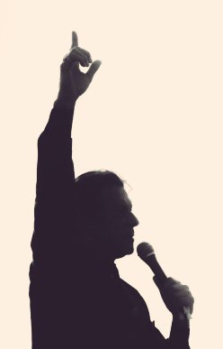 MALHACHIMI's tweet image. Please think of the #Pakistani exceptional leader @ImranKhanPTI, who, before being removed from office through a malicious conspiracy, was a force for good locally and internationally. A brave voice for Islam, justice and hope.
Please remember him in your prayers. 

#ImranKhanPTI