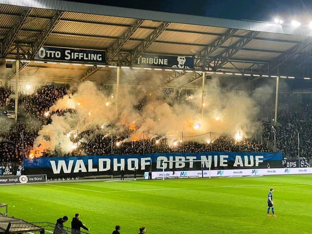 Das 1:0 gegen Bielefeld war kein schönes Spiel,  aber es zeigte sich das, was den Waldhof als Arbeitersportverein auszeichnet und für die Fans fast noch wichtiger ist als Erfolge: Die Buwe haben sich den A.... aufgerissen und gekämpft bis zum letzten Moment. Weiter so! #SVWaldhof