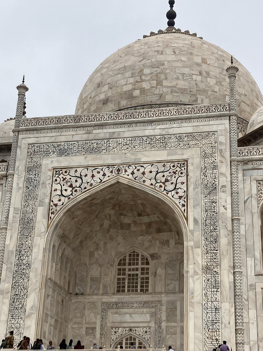 ali_zabaan's tweet photo. #TajMahal https://t.co/ro5rHAhCq8