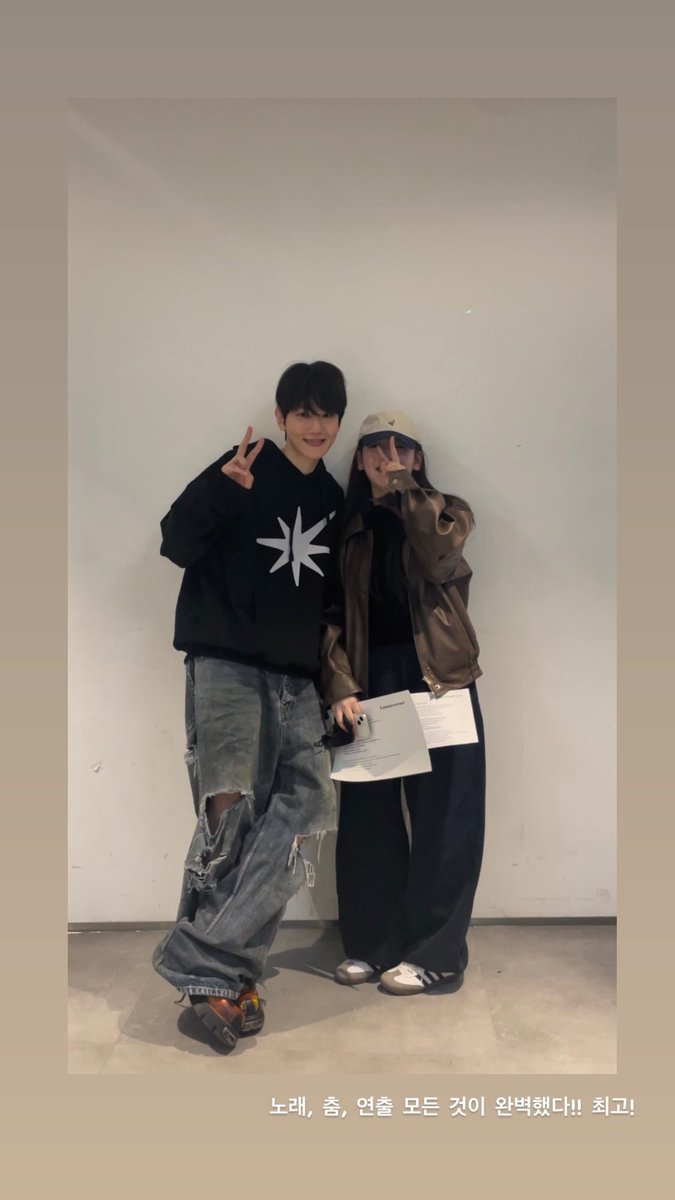 qtpiebyunbaek's tweet photo. Saerom, Baekhyun's friend from Bucheon went to support him at Lonsdaleite in Seoul Day 1!!!

Saerom: Vocals, Dance, Performance, everything was perfect!! (You're) The Best!! https://t.co/QUA41DvmmG