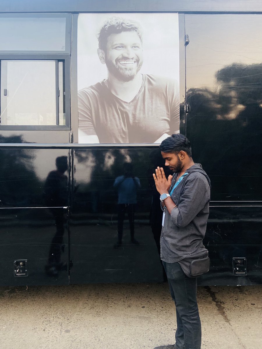 thisisrobertleo's tweet photo. НАРРУ BIRTHDAY Legend @PowerStarPunith 
I never met you in my life but the facts and behaviours heard about you make me an soulful image in my heart miss you appu anna❤️ https://t.co/lsgnxdR84H