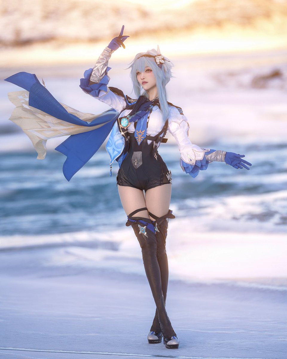 10000mango's tweet photo. Eula in 🇨🇦❄️

#原神 #原神コスプレ #GenshinImpactcosplay #cosplay https://t.co/ETXqHttKHG