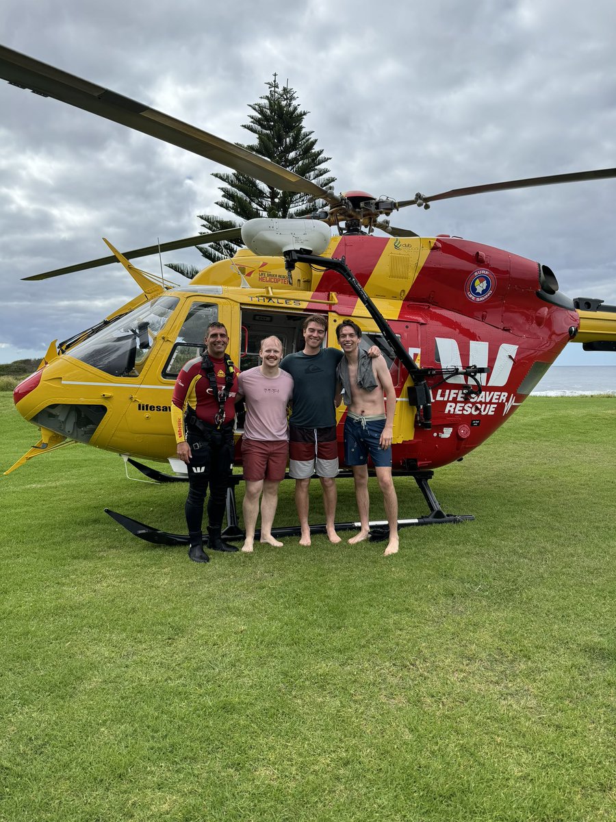 Lifesaverhelo's tweet photo. #RESCUE A big day out at #Tuross yesterday with 3 young men rescued after their canoe was swamped by waves and caught in strong currents. Emotions running high, but all home safe.
#lifesaverhelo https://t.co/xlhTqiCafn