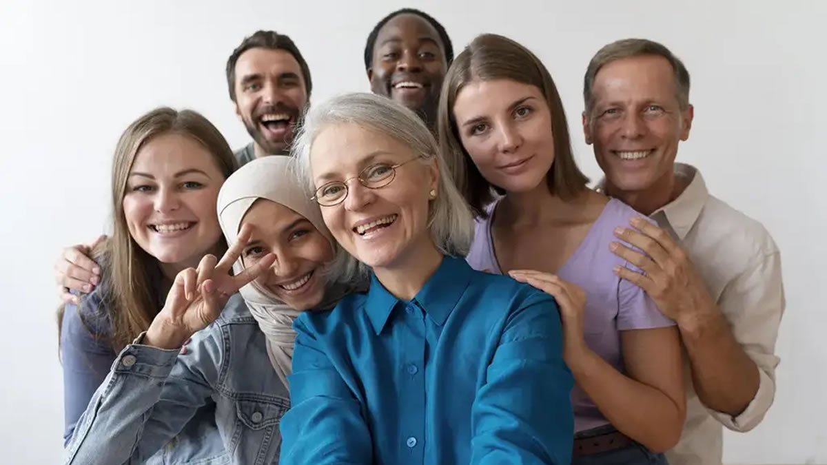 aldomanucio_lab (@aldomanucio_lab) on Twitter photo 📢 In the face of demographic change, #crossgenerational collaboration and new learning formats, such as #reversementoring, can help.
📄 Age diversity as a key success factor for digitalization and #innovation.
On <a href="/MTD_en/">MoreThanDigital_English</a>, <a href="/IreneKilubi/">Irène Kilubi</a>.
morethandigital.info/en/age-diversi… 📢 In the face of demographic change, #crossgenerational collaboration and new learning formats, such as #reversementoring, can help.
📄 Age diversity as a key success factor for digitalization and #innovation.
On <a href="/MTD_en/">MoreThanDigital_English</a>, <a href="/IreneKilubi/">Irène Kilubi</a>.
morethandigital.info/en/age-diversi…