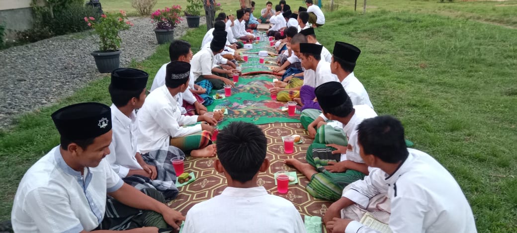 MasyaAllah, senyum ramadhan ke 6

Yuk, temen2 yg mo berbagi silahkan konfirm di sini yaaa:
bit.ly/Siap-Donasi

Atau langsung ke BSI an. Yatim Lovers
7188 9034 97

#RamadhanMenyatukan
#KampusYatimLovers