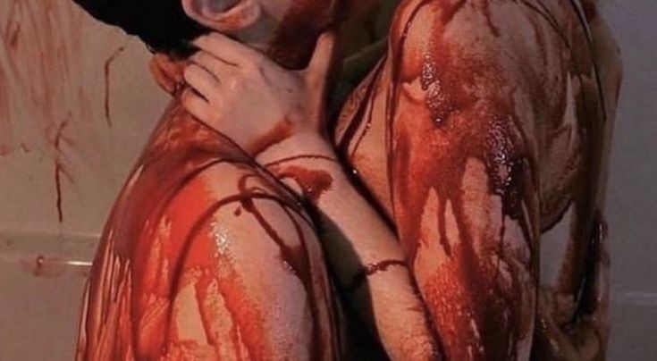 𝐭𝐡𝐞 𝐯𝐚𝐦𝐩𝐢𝐫𝐚 𝐬𝐡𝐨𝐰 🪦 (@horrorsthetics) on Twitter photo 