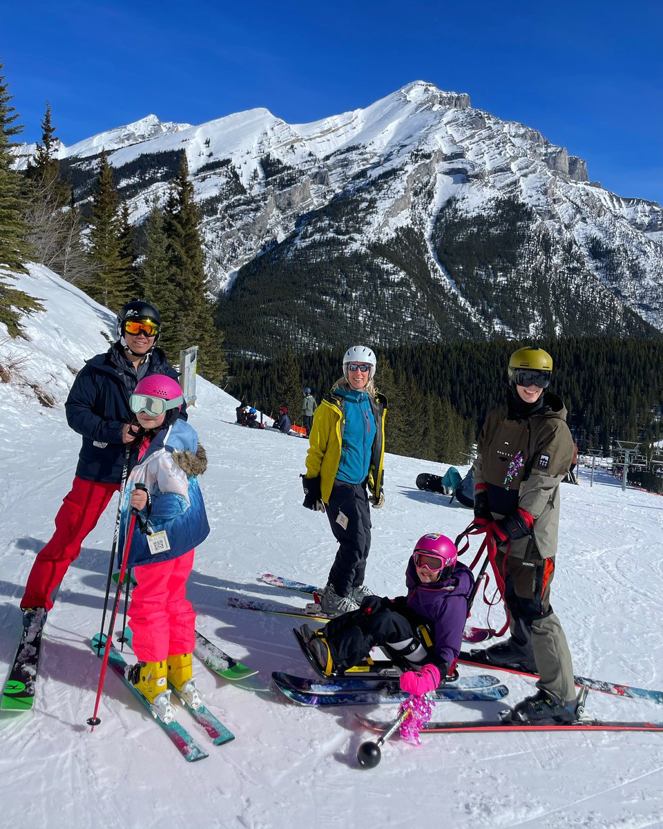 CADSCalgary's tweet image. Blue sky for CADS Calgary first day at Mt.Norquay this weekend!