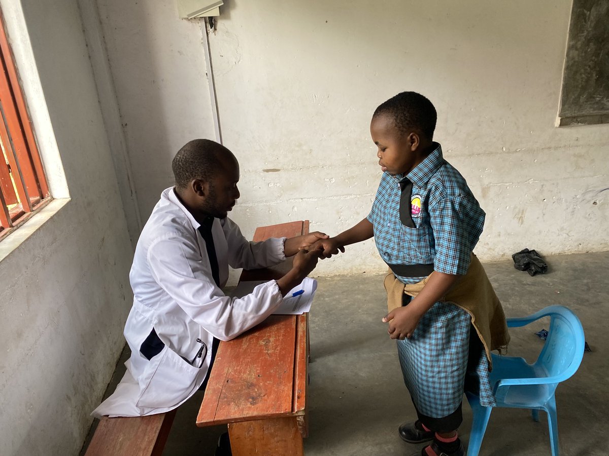 fredkt2022's tweet photo. Health workers screened children in Rweibare CDC Sheema for different diseases. We did growth monitoring and treating different diseases ⁦@SACHMbarara⁩ ⁦@EdwardElisha4⁩ https://t.co/8HFiHZERnj