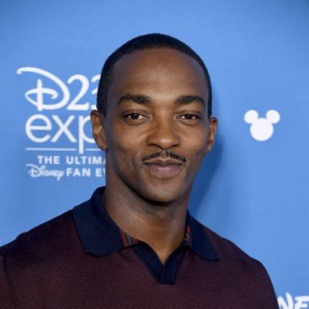 invis4yo's tweet image. Waiter: how's everything ?

Us with our mouths full: