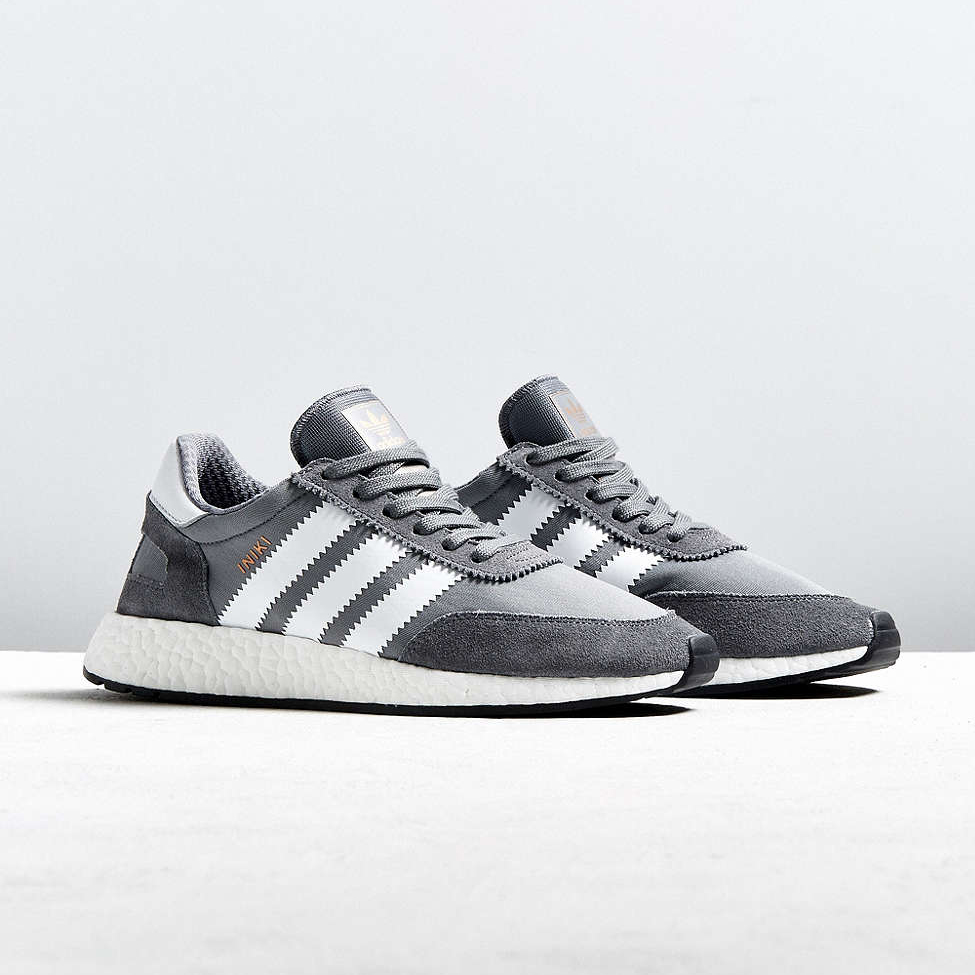 adidas iniki boost grey