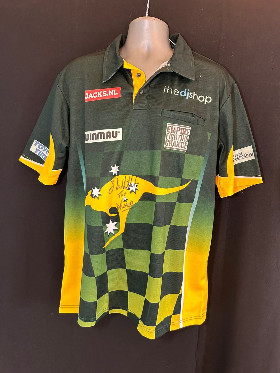 SIGNED MATCH WORN SHIRTS NOW AVAILABLE @MvG180 @lukeh180 @SWhitlock180 - DM us for more details ⬇️