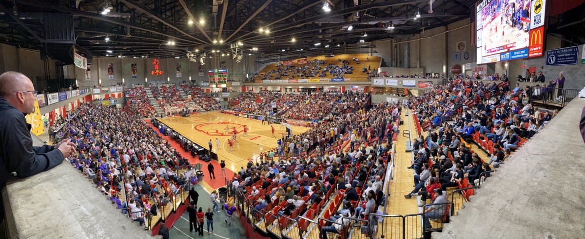 minottournament's tweet photo. And just like that, another State ‘B’ Tournament in the books!

Thanks to Minot State, tournament director Mitch Lunde, and to all the tournament staff and workers for a tremendous event.

And a big shoutout to YOU the fans for bringing the energy and showing up every night!

1/2 https://t.co/3TV3035OPc