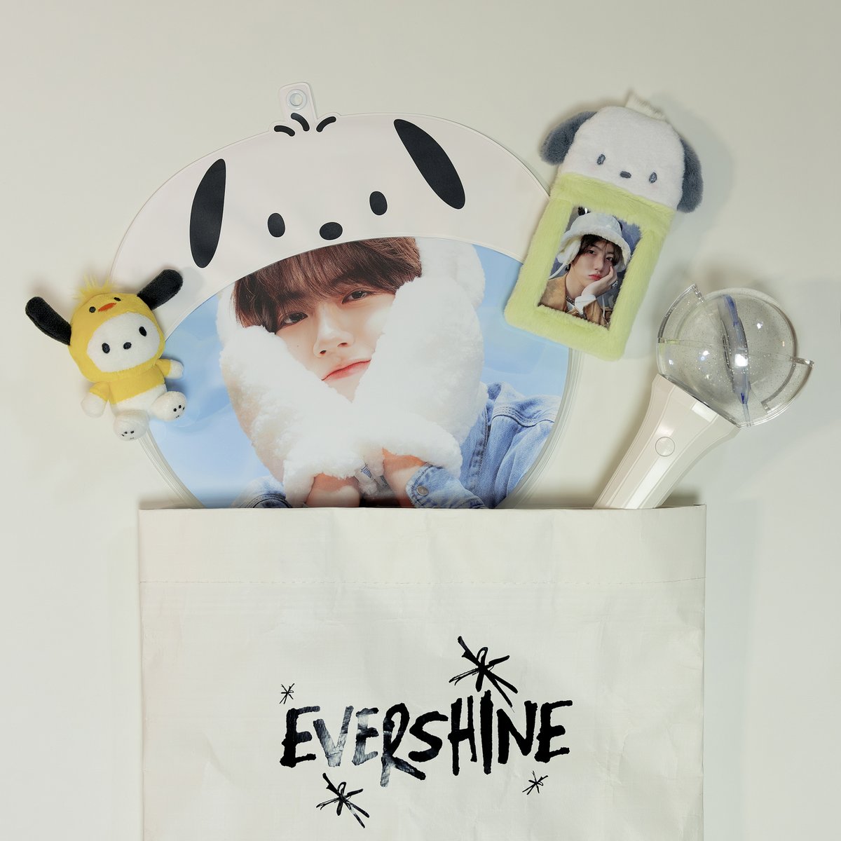 ♡

²⁰²⁴ 함뽀이 생일 기념 #RT 이벤트

추첨 세 분께 우치와를 드립니다!
(러비티 한정, 국내 주소지)

✓ 당발: 3월 20일 오후 원진시

#원진 #WONJIN #크래비티 #CRAVITY