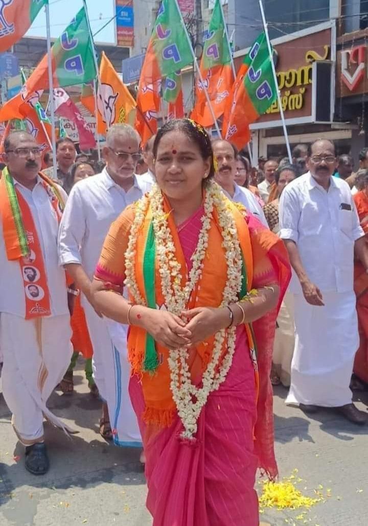 വീണ്ടെടുക്കാം ആലപ്പുഴയുടെ
ശോഭ....
#Sobha4Alappuzha
#Vote4NDA