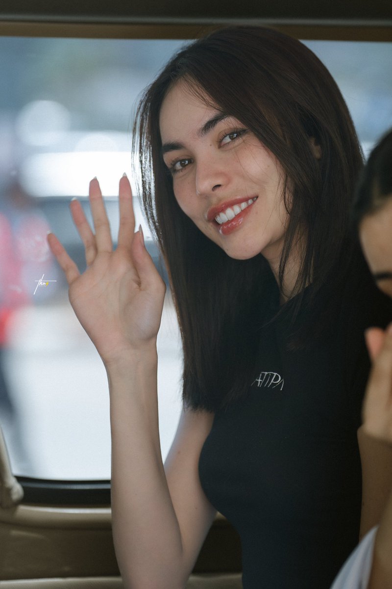 bluethunderq's tweet photo. บะบายยยย~ เจอกันที่งานนะเจ้าเด็กกก 🤏🏼
#ชาล็อตออสติน #CharlotteAustin https://t.co/ejQ0RqfSy6