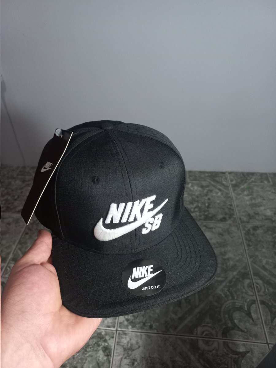 Gorras_import's tweet photo. https://t.co/m3VSaQb8RK