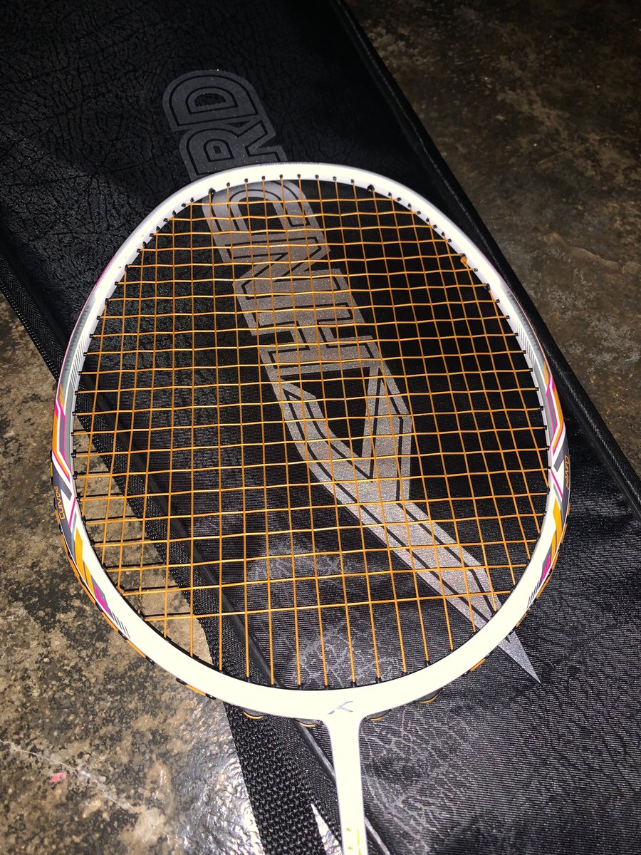 Thejochan1's tweet photo. Wts ￼
want to sell
Jual
Raket Badminton HUNDRED PRIMEARMOUR 800 27lbs HNDRD Prime Armour Original
Masih mulus jarang pake, 
Free tas
buka harga 300 nepis https://t.co/14k1dzVw98