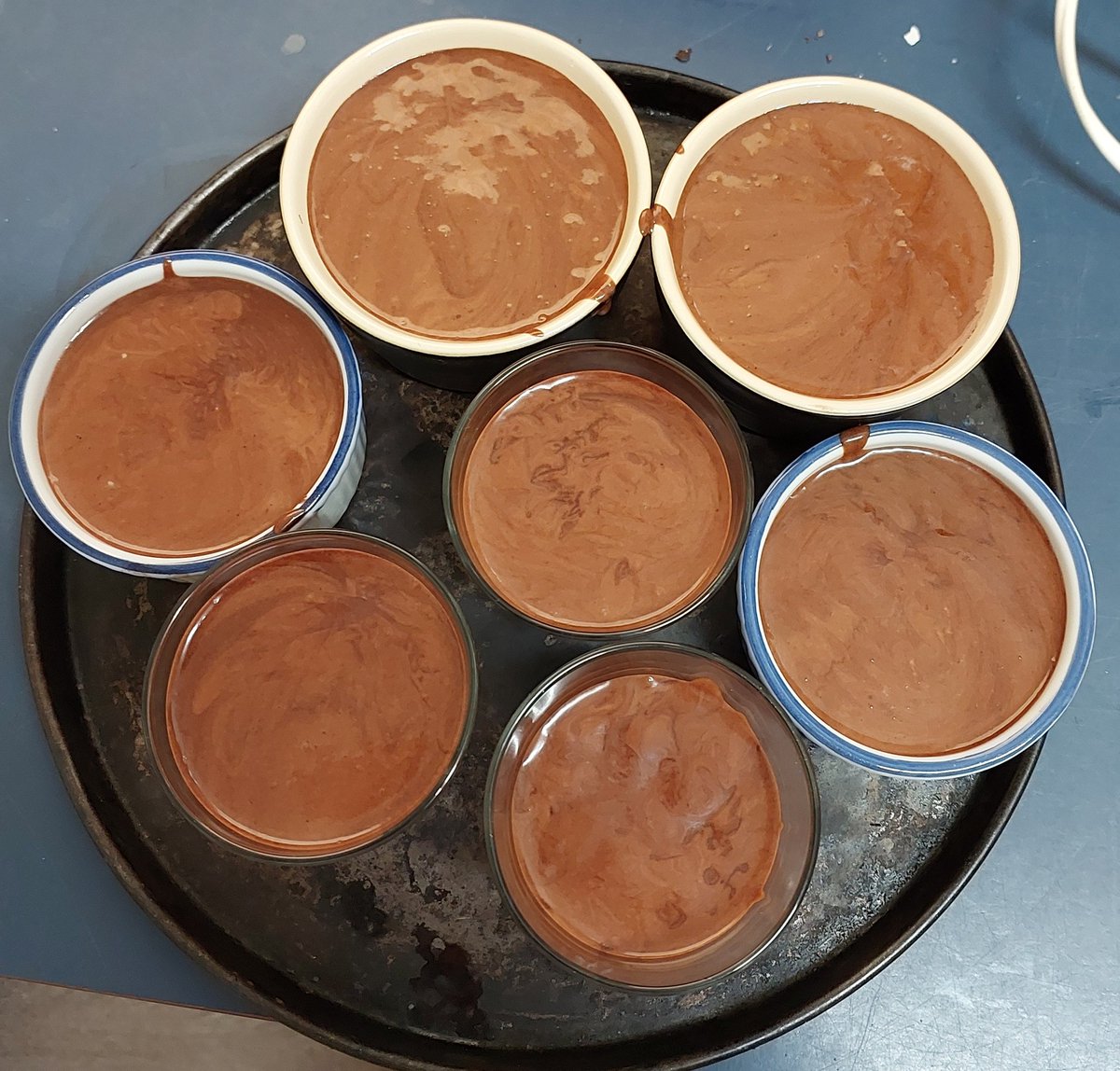 I always get frustrated with recipes, particular for desserts, whet they say "serves 6" but you are lucky to get 3 out of them.  Not <a href="/Nigella_Lawson/">Nigella Lawson</a> Instant Chocolate Mousse. Serves 4-6 for 7 out of it.  Yet to taste. But may still only serve one. 🤭