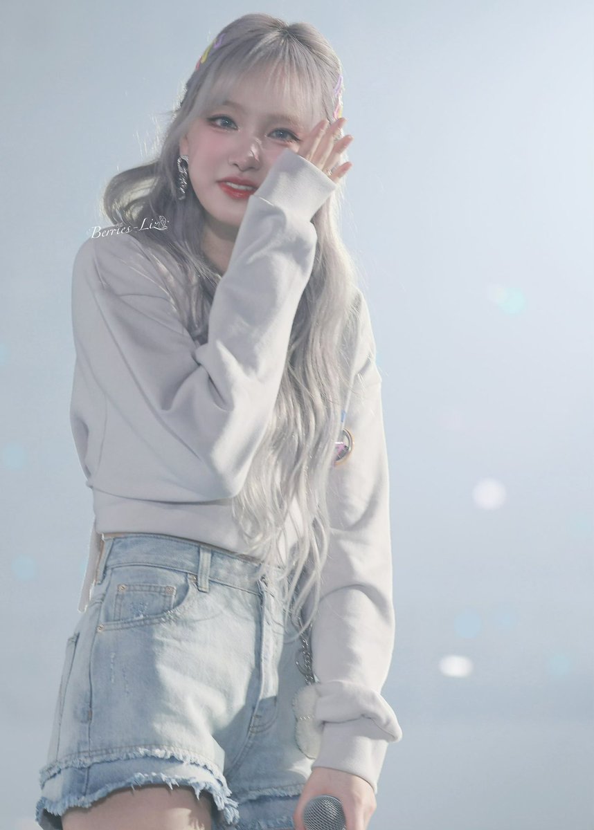 Berries_Liz1121's tweet photo. 🫐240309
💃🏻fancon Seoul day1

 #리즈 #아이브 #LIZ #IVE https://t.co/OyK5HHG0qg