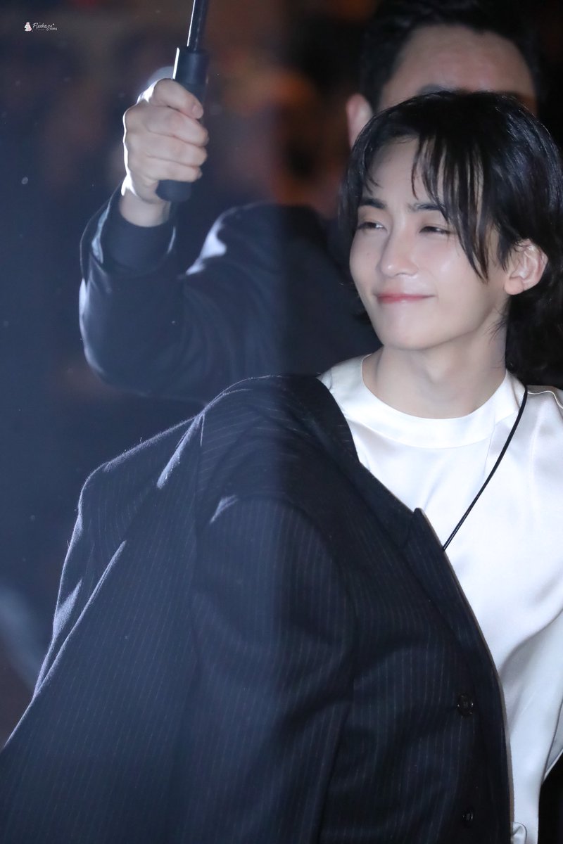 240305｜HD

YSL

#JEONGHANxYSLFW24 #YSL 
#정한 #JEONGHAN #ジョンハン
#정한인파리_YSL패션위크
#JEONGHANxSaintLaurent