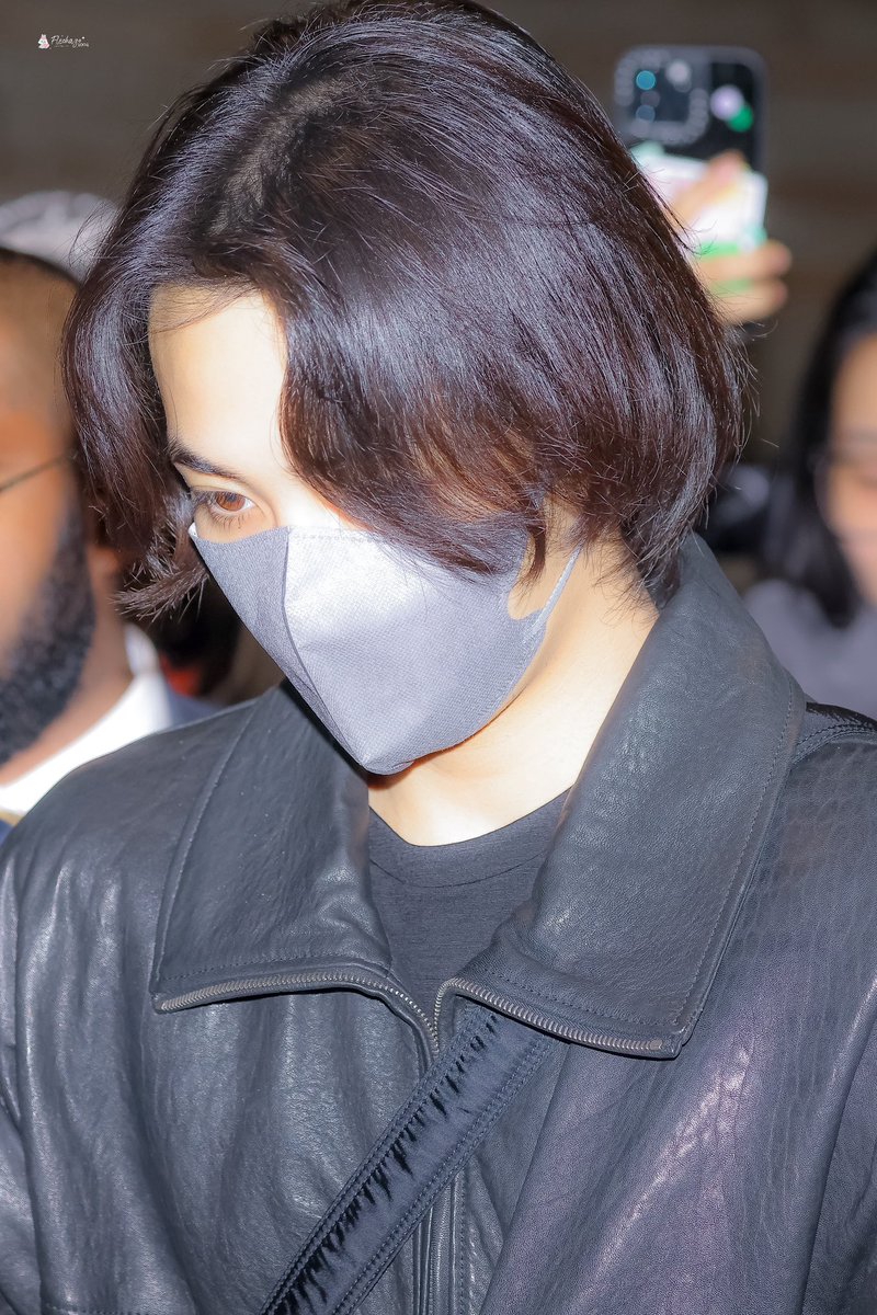 240306｜HD

CDG🛫

#정한 #윤정한 #JEONGHAN 
#ジョンハン 
#세븐틴  #SEVENTEEN