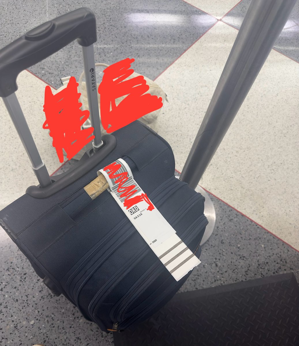 Frequentfl3804's tweet photo. People who flew @united  UA516 flight from ATL  on 3/11/2024 (3:10pm) , is this yours?  
Gate agents @ATLairport  T17 mixed up/mislabeled several of  the passengers bags. I left your bag with @fly2ohare  united staff , I’m hoping you have a tan/sand @away carry on that is mine. https://t.co/TlJNmGe8Nm