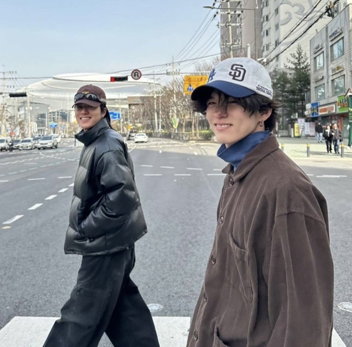 레따🤎 tweet media