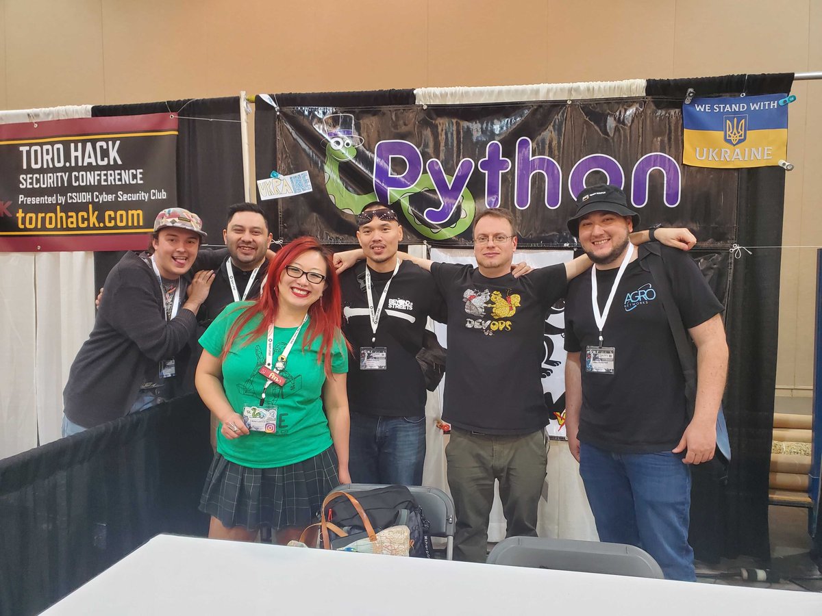 I had a blast catching up with old friends and make new ones. @socalpython 🐍 #SCaLE21x