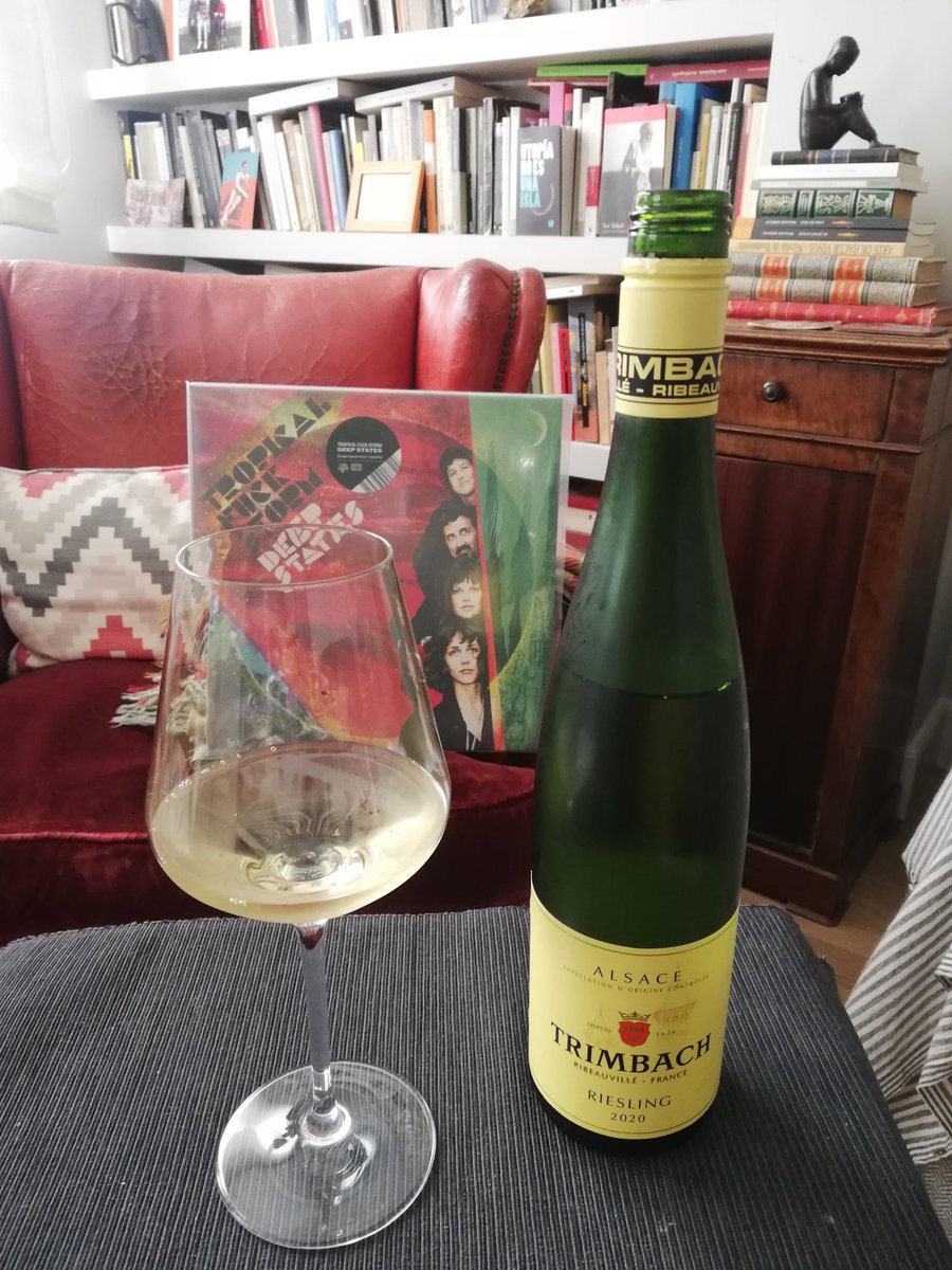 Ohora67's tweet photo. Mucho tiempo ya sin nuevas canciones de los mejores.
#Riesling2020
#Alsacia
#TropicalFuckStorm
#SuperRealPunk
#BestBandsEver
#BandsOfMyLife
#CosasTop
#FuckCancer https://t.co/Fqst16tQjs