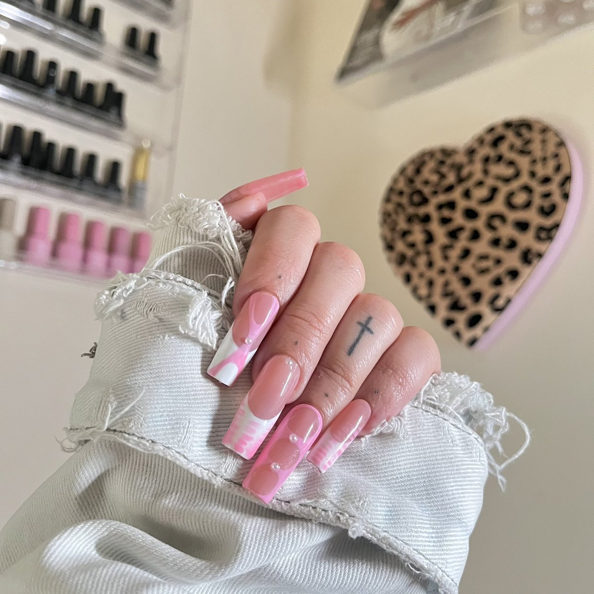 BOGO FREE happening now on ArikaCLAW.com 💕🫧