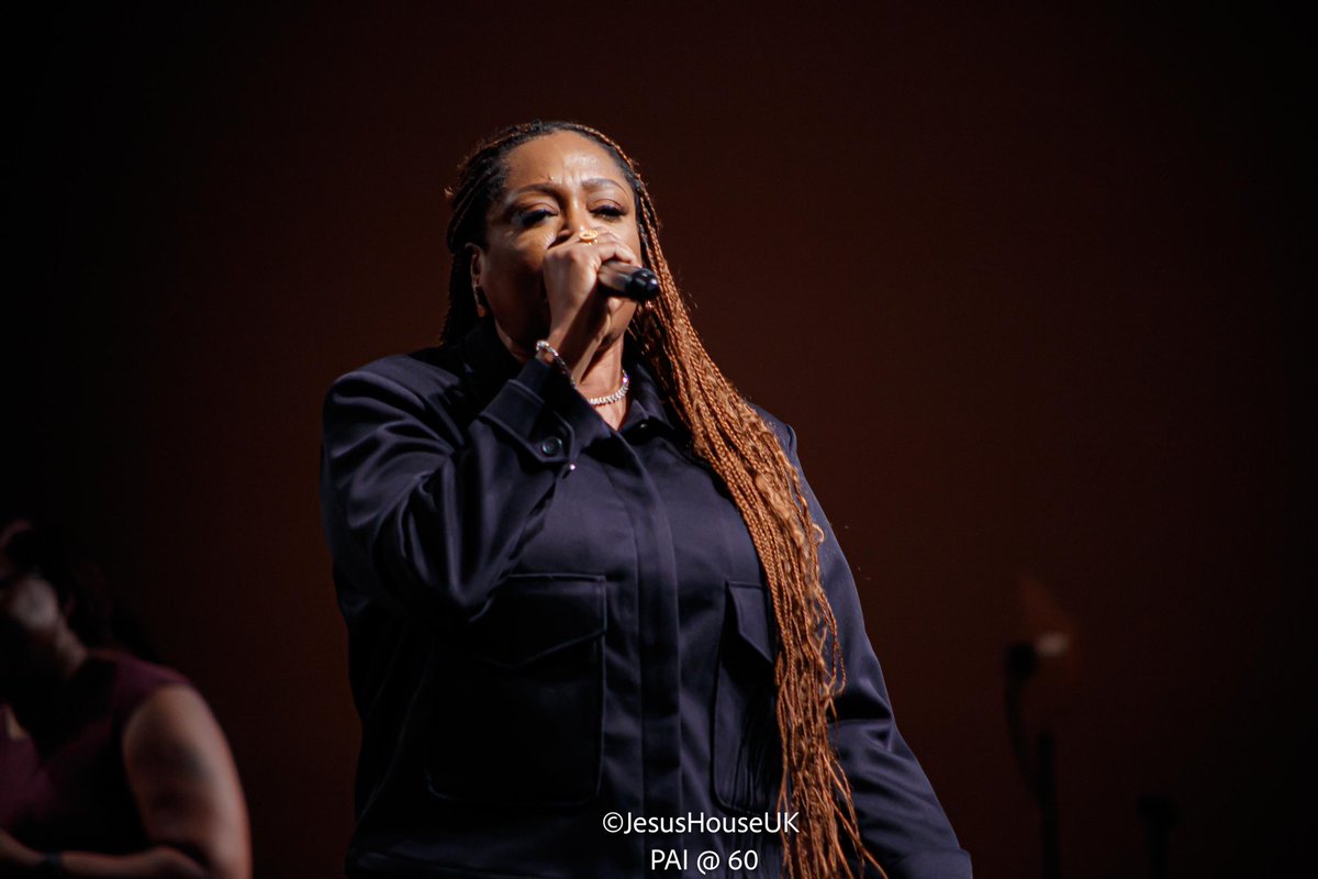 jesushouseuk's tweet photo. Pastor @agu_irukwu is 60🎉 Praise #God🙌🏽

#Celebrating #PAI at 60🥳🎂🕺🏽 https://t.co/Ew2zo0Q4E4