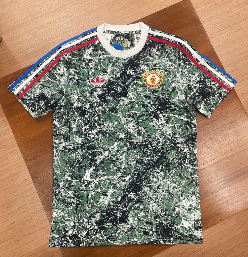Glazeroutjersey's tweet image. Matchday Giveaway! 

If United Score Vs Liverpool Today We Will Giveaway One Stone Roses X United Shirt Courtesy of Footkithub.com 

To Enter Simply…👇🏼 

Follow Us @Glazeroutjersey ✅
Retweet This Tweet 🔁

Winner Announced This Evening, Good Luck 🤞🏼