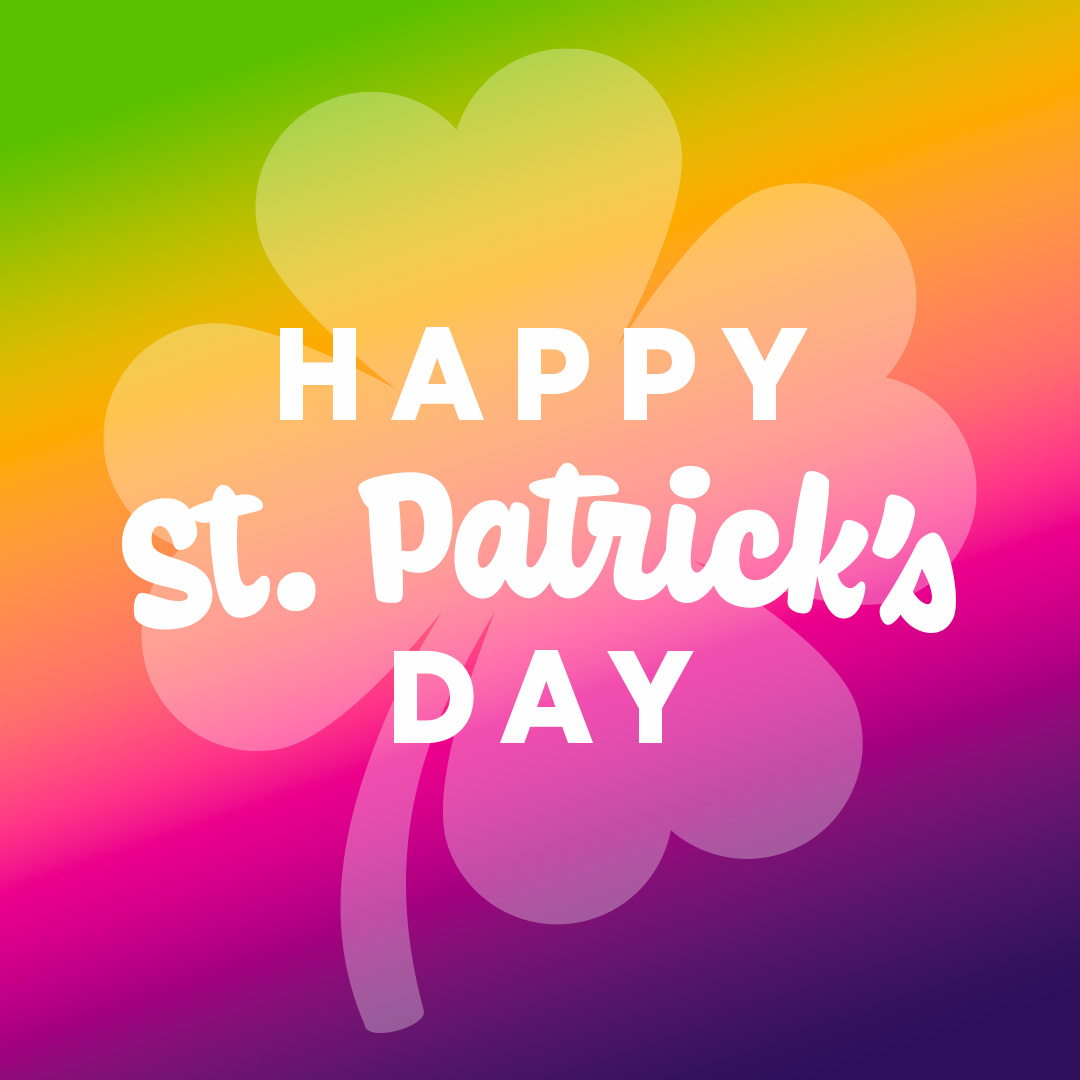 262withDonna's tweet photo. May the road rise to meet you, and your running shoes always be as lucky as a four-leaf clover! #runDONNA #DestinationHope https://t.co/PqqrhczQ3q