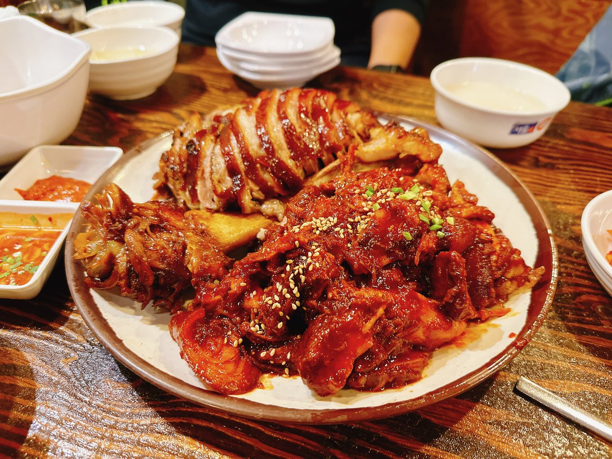 qilin_move's tweet photo. #STEPNBOOST in KOREA🇰🇷
Really appriated to spend thier own time, resource🙏It was moved🥹
They waited for us even no runner tracking service
Special thanks to @PlayGOMc
He arranged the restaurant & supported all of marathon events guide & shooting in 3 days✨
#STEPN #STEPNKR https://t.co/msvgLraXGI