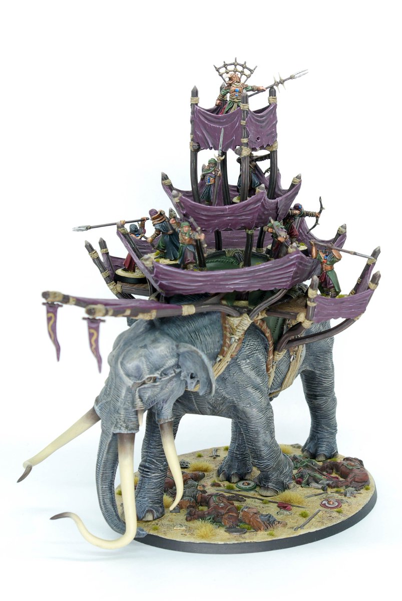 Jamsponge1764's tweet photo. Painted a Mûmak! 🐘 
Swapped the red cloths to purple to tie in with the rest of my Haradrim’s colour scheme 🐍🎨💎 https://t.co/7fGwYPXox1