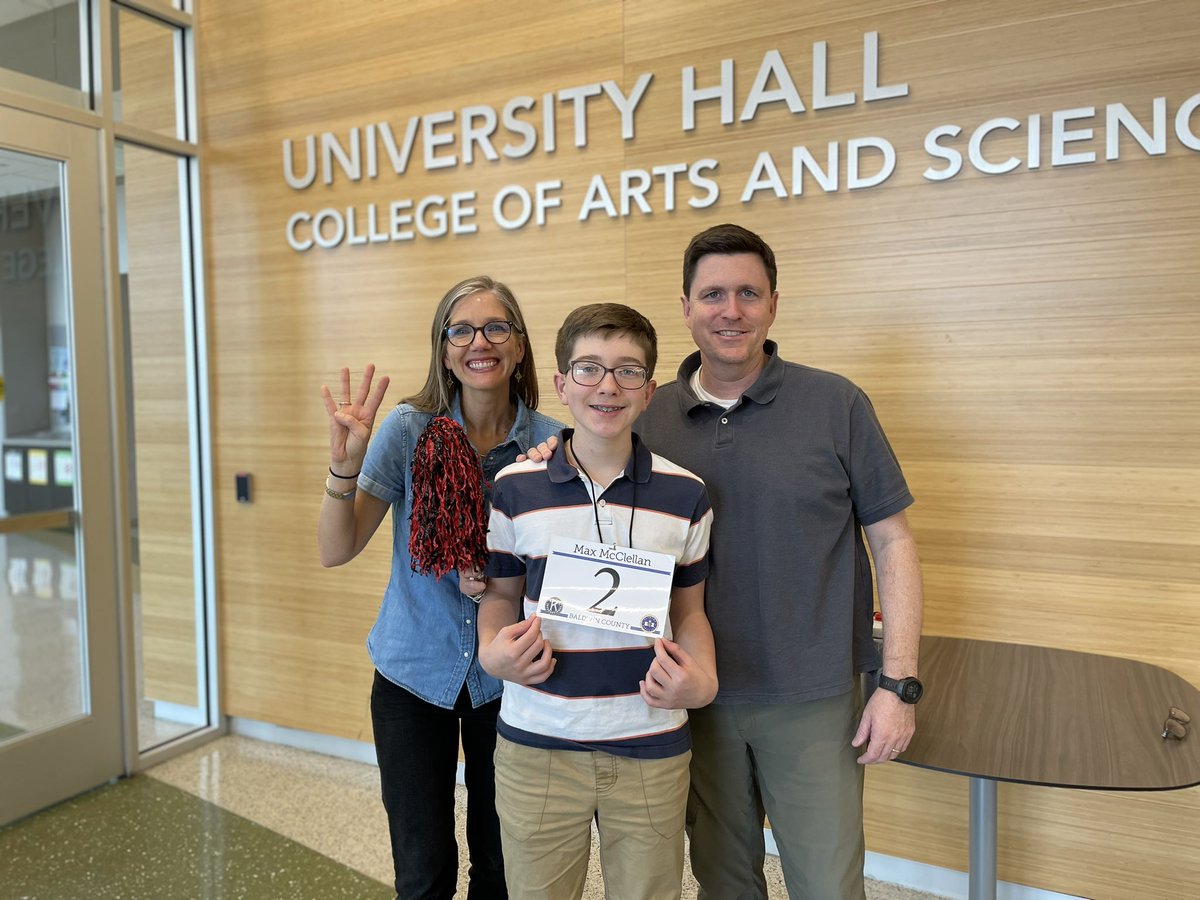 KelleyKish's tweet image. This weekend #AuntLife brought a quick trip to see Max compete in the State Spelling Bee - where he made the Final Four!! Such an impressive accomplishment! Loved watching him shine and seeing Kristi, Darren and a special Spring Break appearance by Josh! #ProudAunt