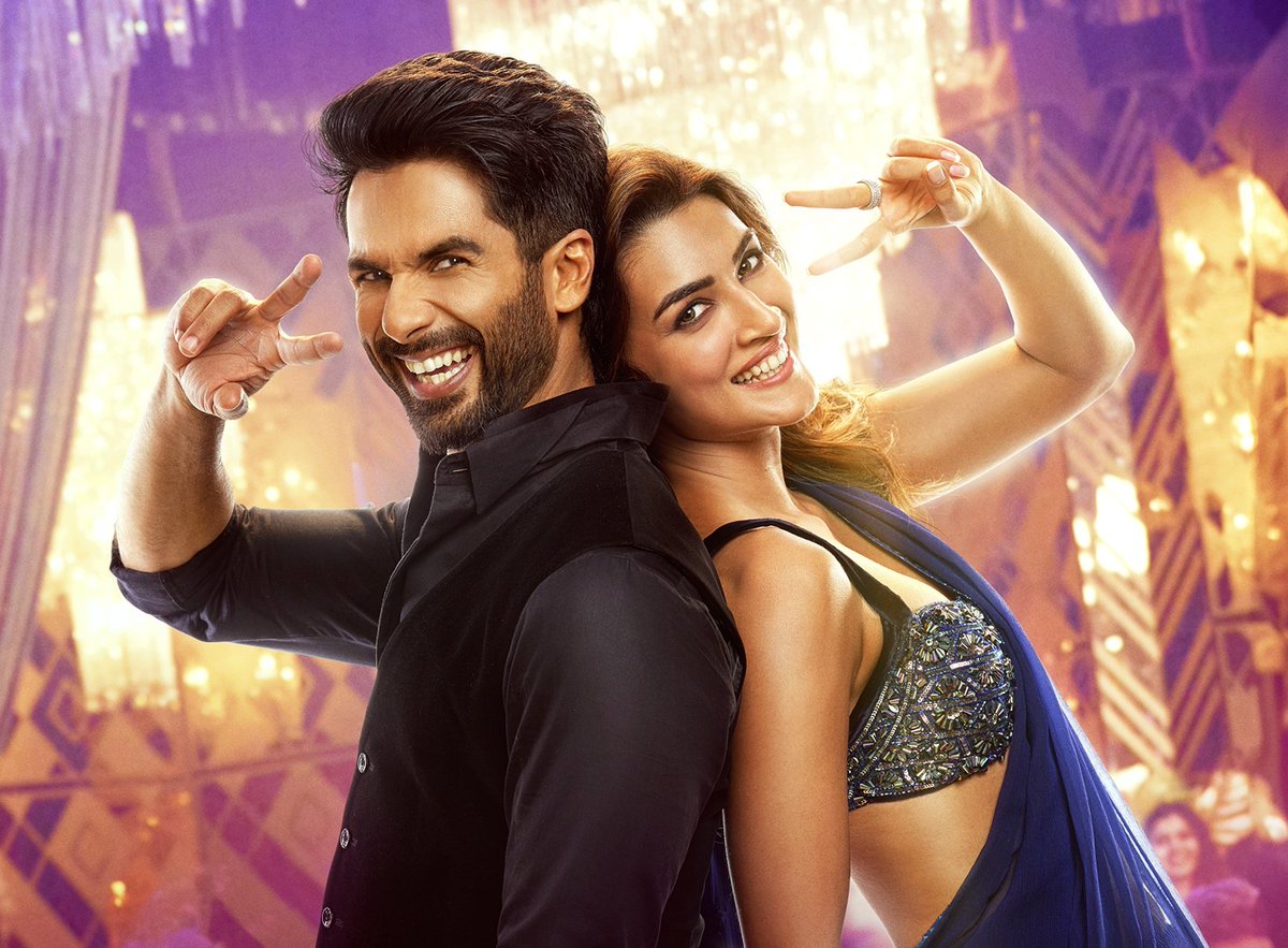 #TeriBaatonMeinAisaUljhaJiya continues to run in USA/CAN, collects $1.7K on Day 33. Total Gross: $2.6M 👌🔥 #ShahidKapoor #KritiSanon @shahidkapoor @kritisanon @NirvanaCinemas