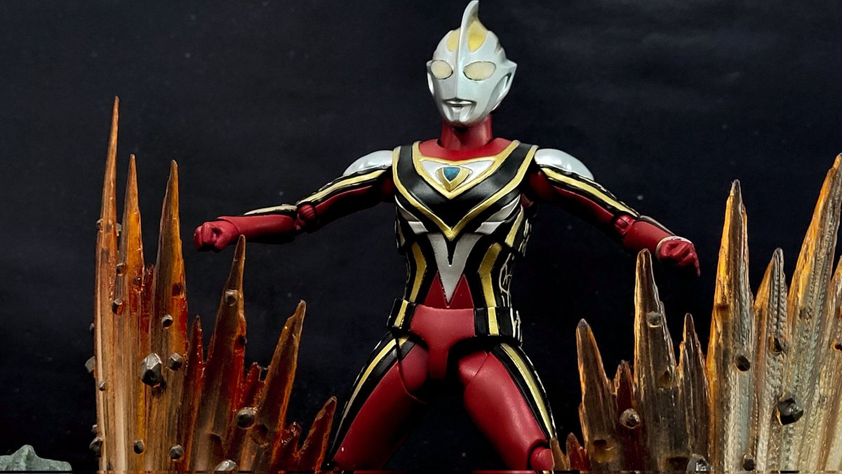 ウルトラマンガイア V3 リペイント ウルトラマンガイアSSV】超
