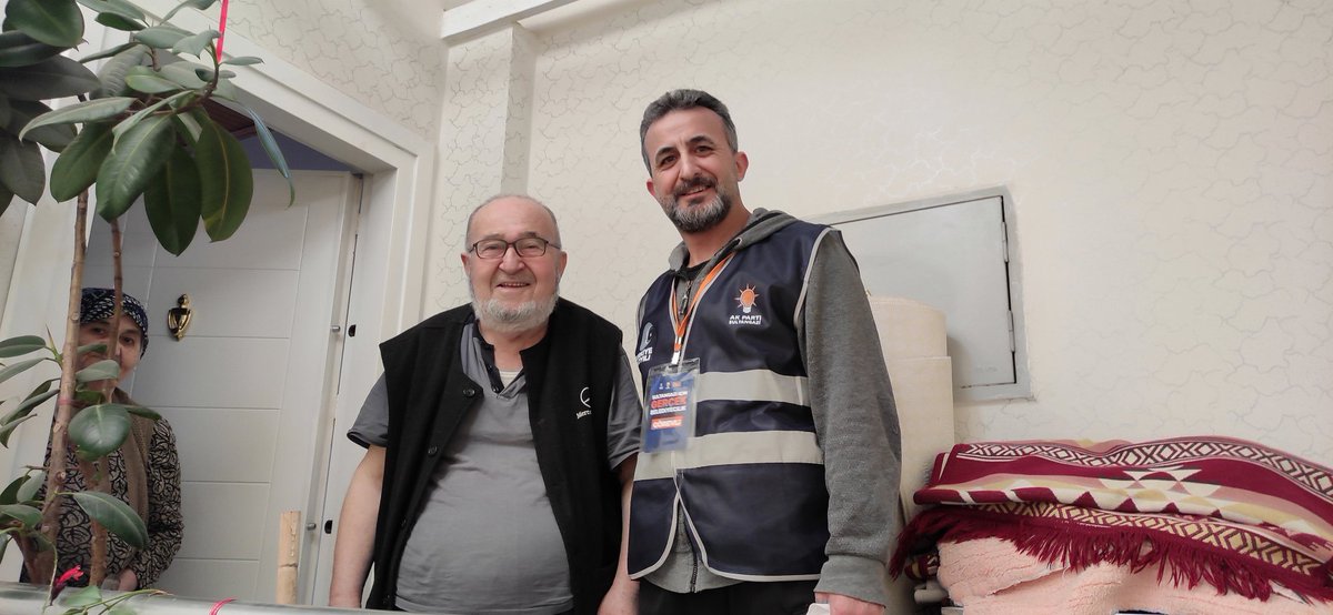 #sultagaziakparti  Cumhuriyet Mah Değerli sakinlerinin ziyarette bulunmaya devam etmekteyiz hoşgörü ve güler yüzlülük için çok teşekkür ederiz 🇹🇷💡