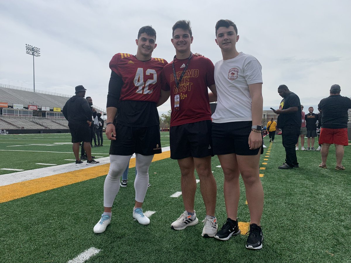 GuilbeauBrayden's tweet photo. It was a great day being able to hang out with big bro @braxtonguilbeau ‼️@ULM_FB @bryantvincent44 @Andrewwellss @john_hartwell @LASpecialTeams @MikeCoppage1 @RecruitLouisian https://t.co/30sNC2U1Vf