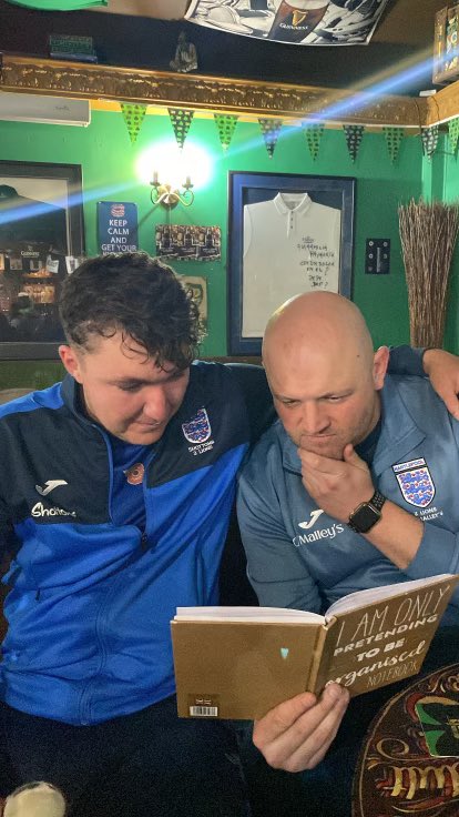 3Hartlepool's tweet photo. 3 Lions 4-0 @OwtonManor2022 

Convincing win today getting us back to winning ways. 

Shoutout to the interims today @BigSam95 and @callum_alloub. The browns have big boots to fill when they’re back. 🦁🦁🦁🍀

@benpattison12 ⚽️⚽️⚽️ 
RhysA ⚽️ https://t.co/lrYlLWJj5L